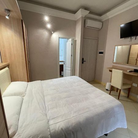 Ambasada Suite Rome Luaran gambar