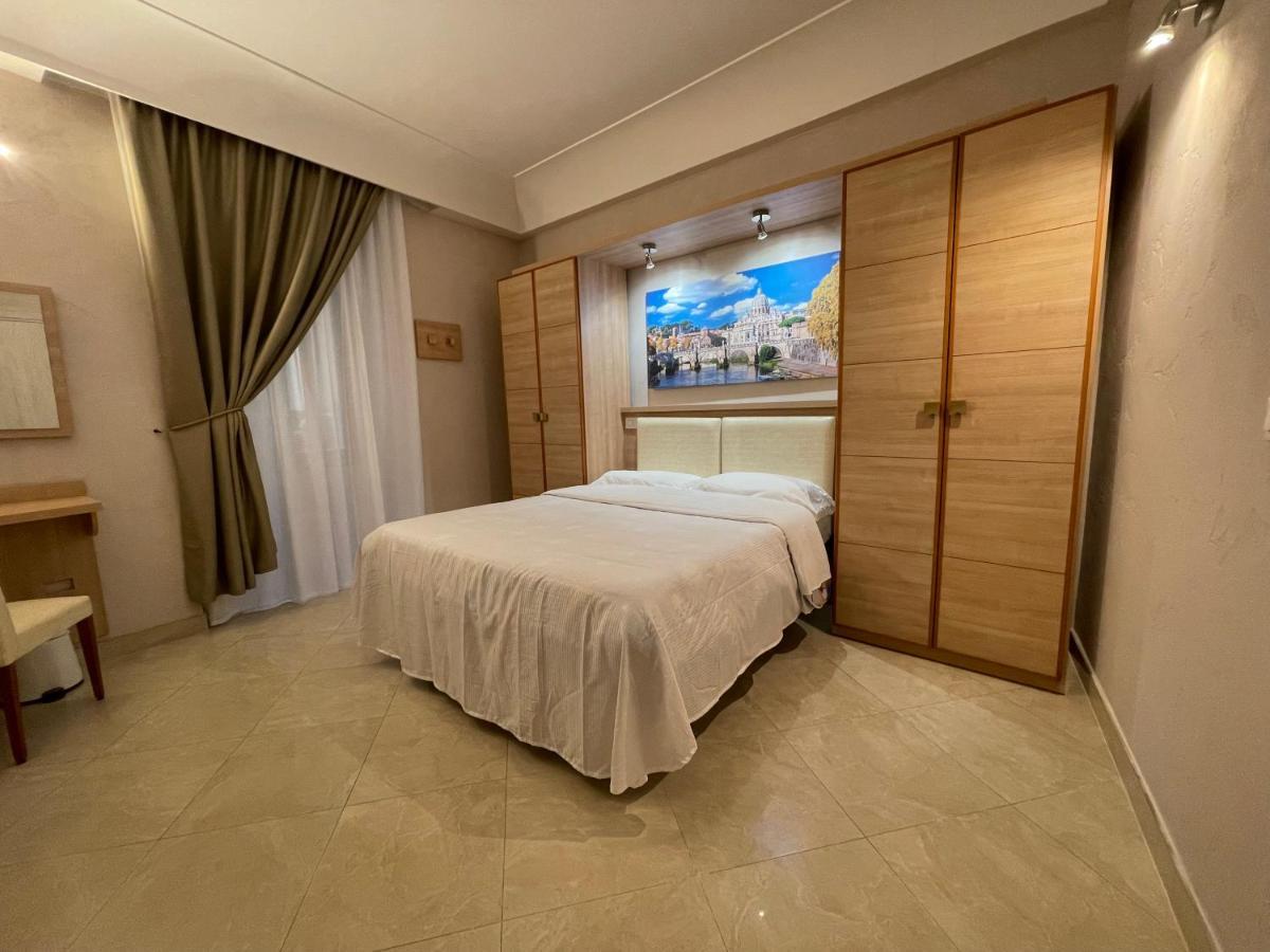 Ambasada Suite Rome Luaran gambar